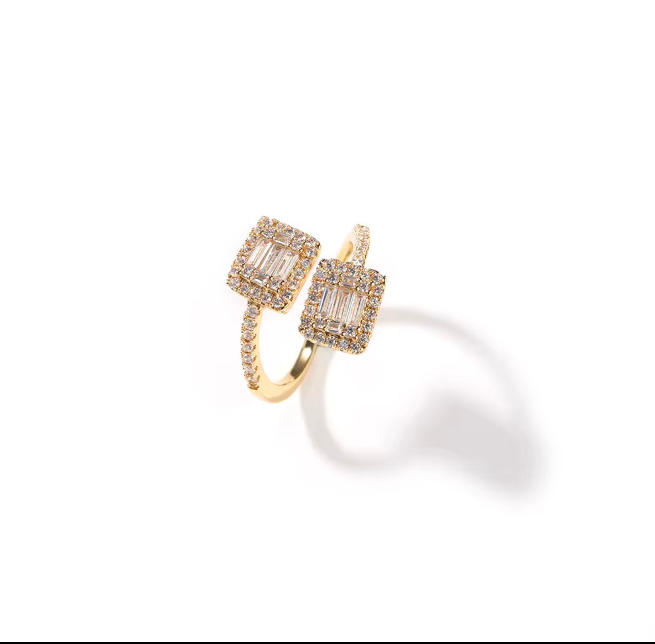 Galore ring ( one size fit all )