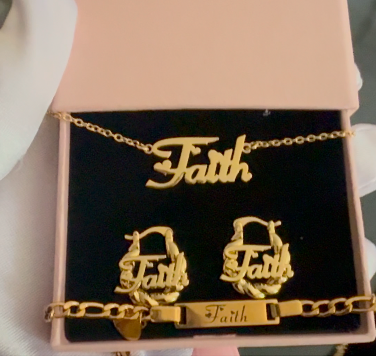 Custom kiddie set