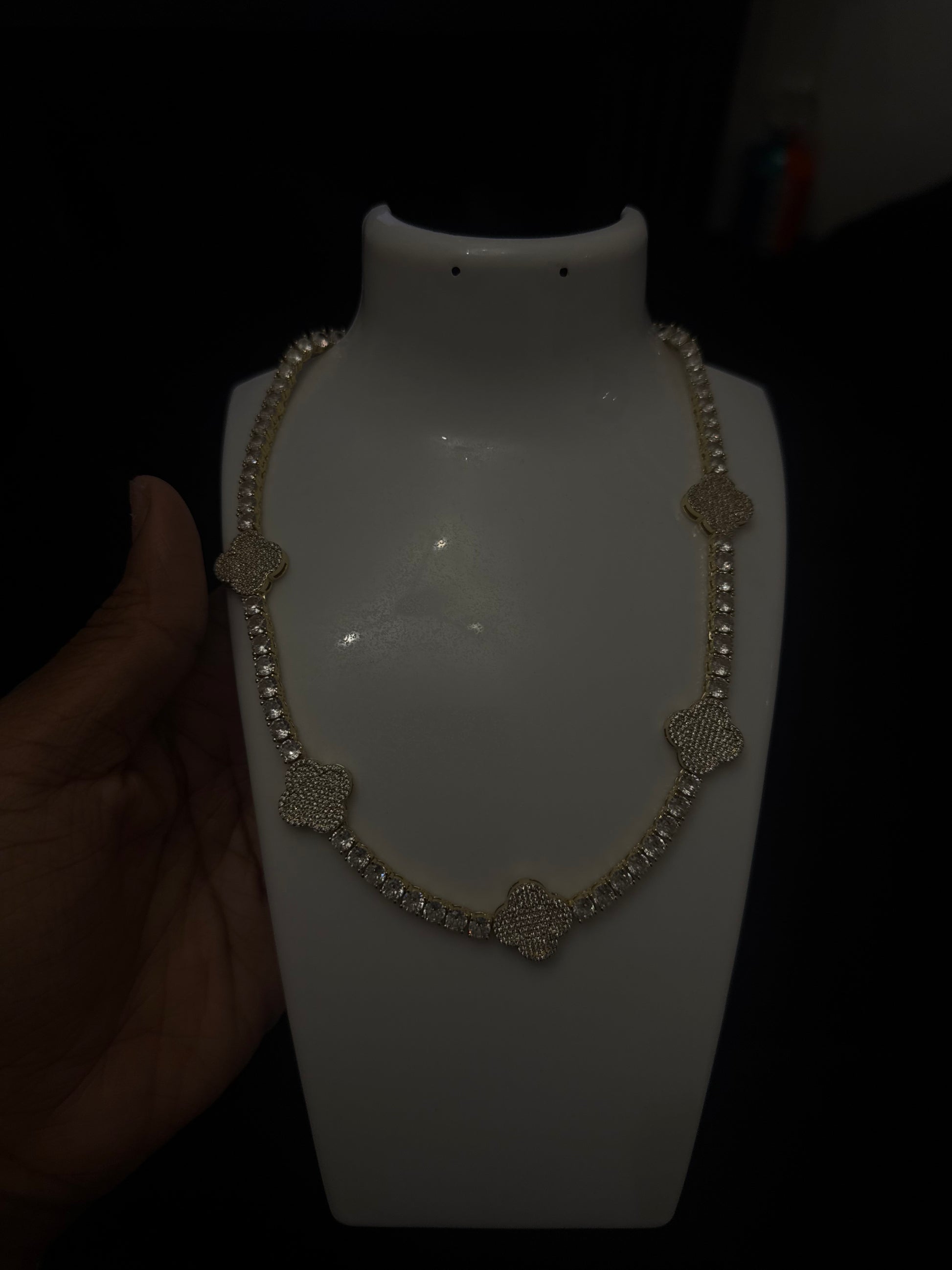 Gold clover tennis necklace
