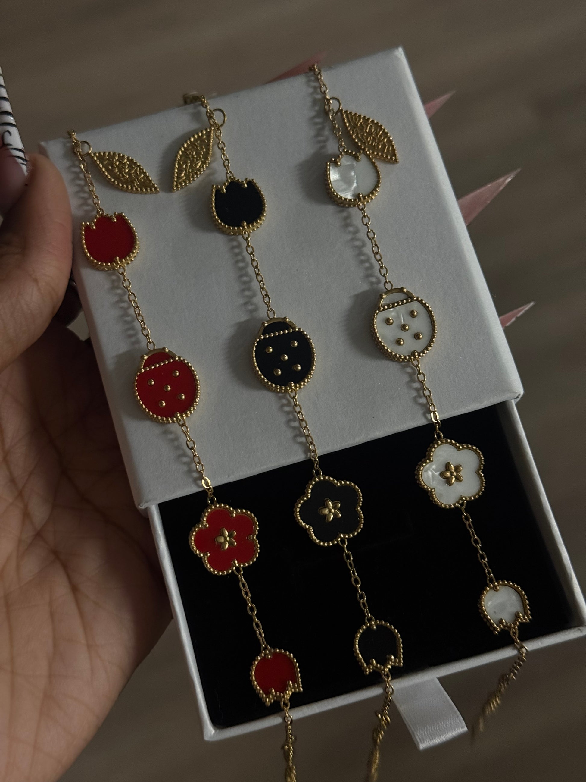 Lady bug clover bracelet