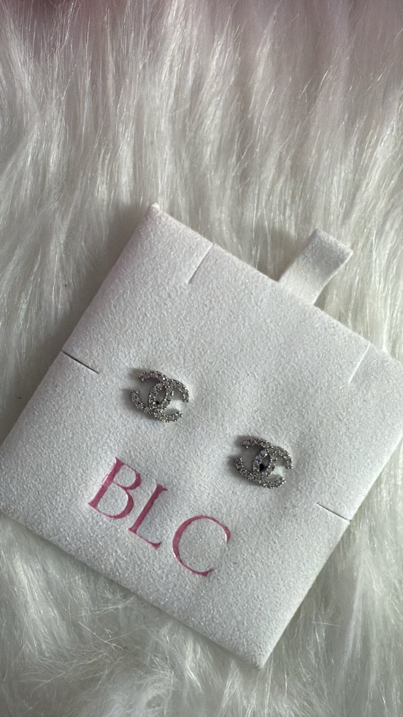 Small cc studs